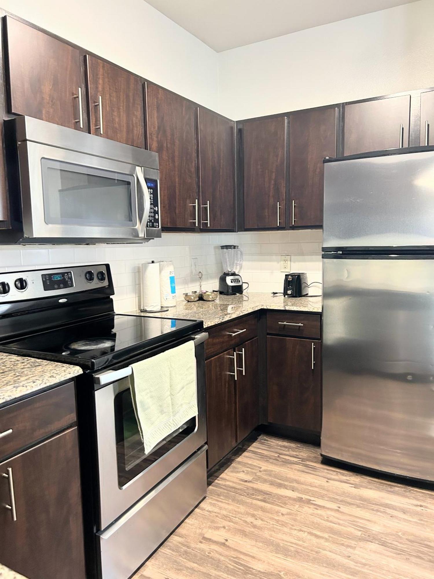 Hidden Gem At Med Center 2Br & 2Ba Apartment Х'юстон Екстер'єр фото